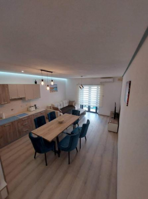 Sky Apartment 1